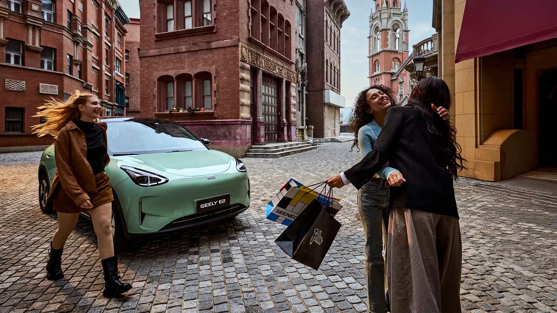 geely_e2_lifestyle_11